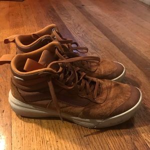 Vans ultra range high tops. Size 8.5